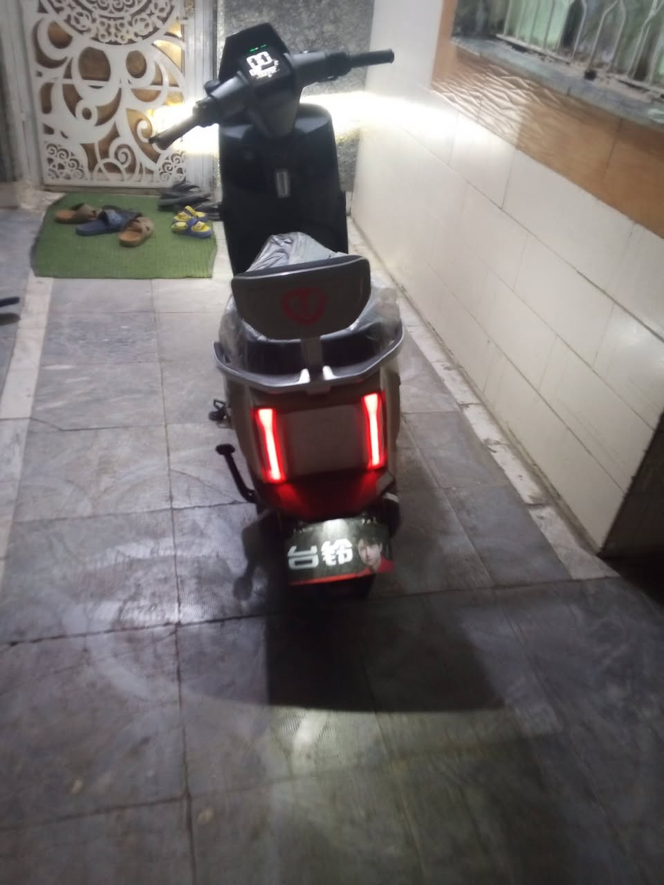 دراجة شحن تسلا صار له شهرين من طلعه من الوكيل البطاريه 100
السعر 900
الرقم ***********
