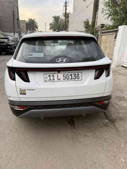 السلام عليكم……
توسان للبيع موديل 2024 باسمي تحويل ثاني يوم ارقام وهزه جديده فول مواصفات عدا البانوراما بعدهه بلزكات الشركه ماشيه 26 حقيقي بيهه رصعتين فقط كلش خفيفات والباقي كفاله عامه من كلشي كير ومكينه مكفولات مكان السياره بغداد 
ملاحظه/بيهه سونار من المندلاوي وموجود بالمنشور 
السعر/223$ وبيهه مجال كلش بسيط
للاستفسار/***********
