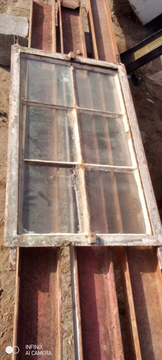 يالله وصلتنه وجبه جديده شيلمان وزوايه جديد وشبابيك وبيبات مستعمله كلها جوه السوگ  المكان قضاء الحي حي الأسره ***********
