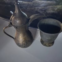 هاون قديم • دلة قديمة