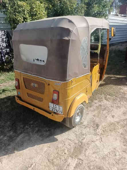 السلام عليكم تكتك 21لوحه وسنويه شهر 6 بلاديه دوس مامعمره لاضربه ولاصبغ بلاديه
تجي وتشوف بعينك
العنوان بغداد راشديه مال الحسينيه
السعر ٧,٣٠٠وبيه مجال
‏‪***********‬‏
