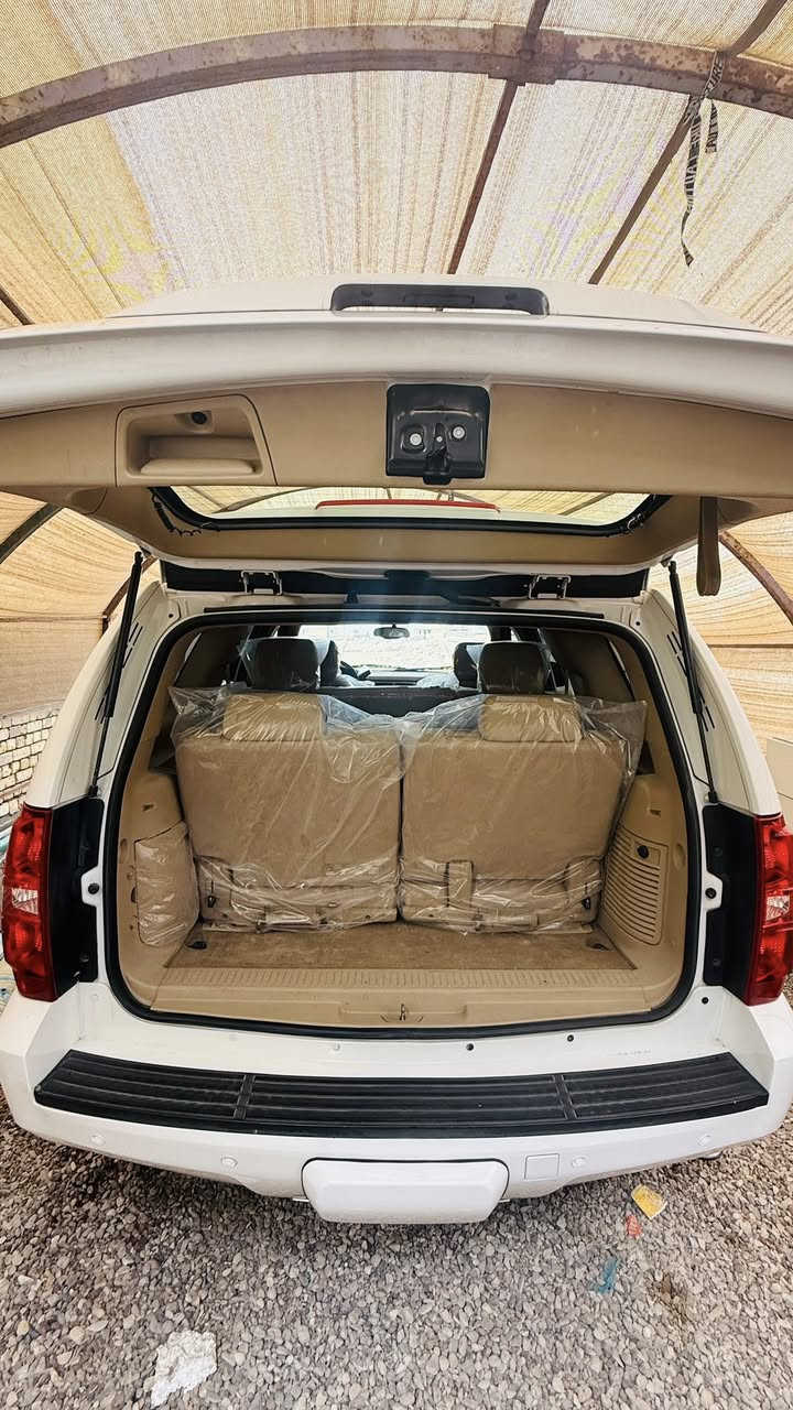 تاهو ادوات) الموديل 2011 ابيظ خليجي داخل عسلي مخمل السياره كارتون بالعافيه ع الياخذها كفاله عامه كفاله عامه برغي مامفتوح بيها ماشيه 134 الف طخم تاير جديد كواتم ابلاد جاهزه من كل النواحي  السعر 140$  هاتف ***********  البصره
