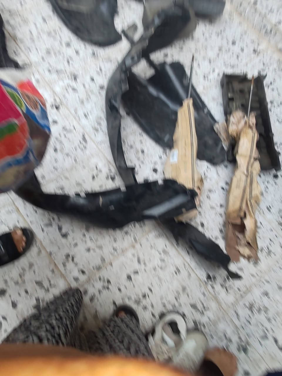 سلام عليكم أغراض اكسنت لبيع شاملغات امام خلفي دبلات جديد خلفيه غبق مال محرك واسط مركز المدينه كوت رقم الهاتف ***********
