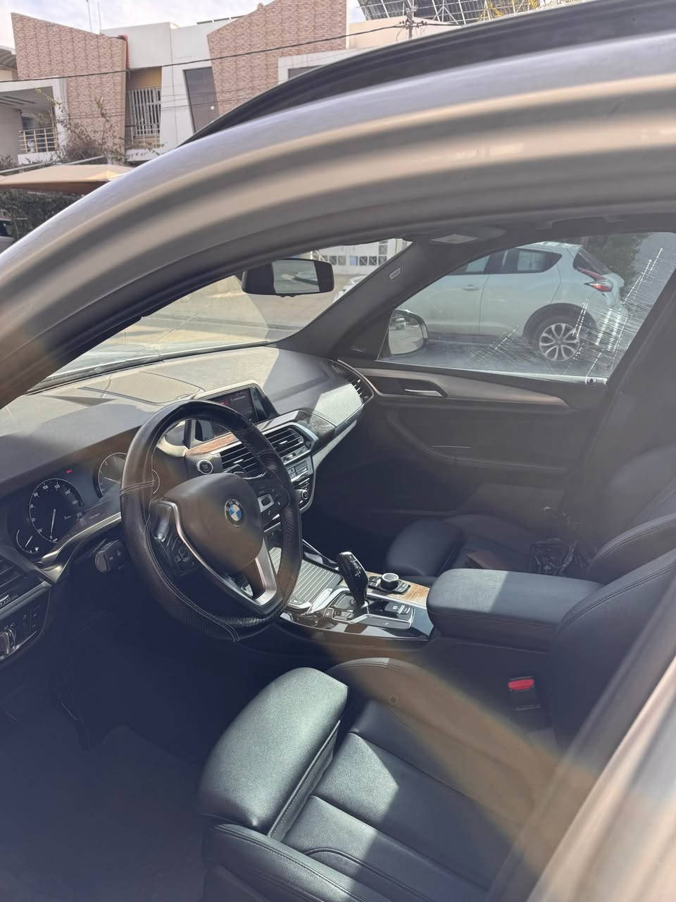 BMW X3 2019
Sdrive
فول مواصفات سەماعە هارمان کاردن و پانۆراما و كوشن گەرم
پشت و پێش کەپس یەک چاملغی سبوغە (دوو دەرگای لە ڕەنگی خۆی گۆڕایە) بەبێ ئێرباگ
٨٢،٠٠٠ کم ڕۆییە
هەموو شتی بەشەرت گێر مەکینە کارەباییات
سعر : ١٧٥$ و مجال 
***********
—————————- 
فول مواصفات سماعات هارمن كاردن و بانوراما كشن تتفيه
واحد جاملغ مصبوغ بدون ارباك (بابين مبدل نفس لون شركه)
٨٢،٠٠٠كم مشيه
كلشي بشرط كير و محرك
سعر : ١٧٥$ و مجال
*********** أربيل, العراق
