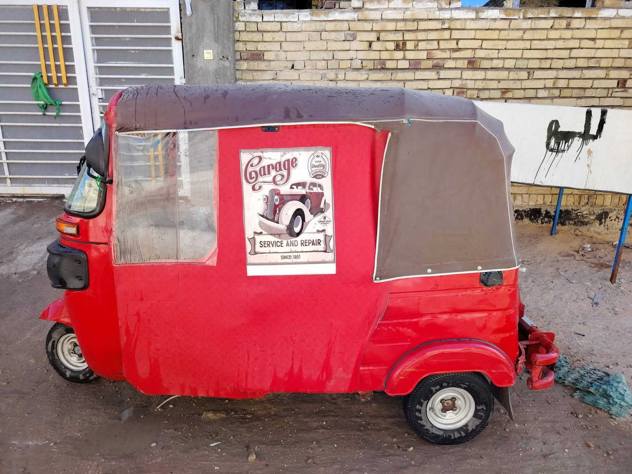 تكك مديل 2018
مرقمه سعر 4مليون ونص وبيها مجال 
***********
