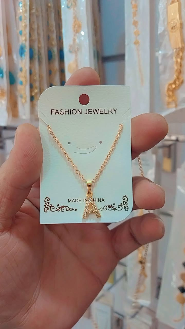 #كوني_فريدة_مع_اكسسوارات_جولدي
متابعة للصفحة ليصلكم كل ما هو جديد و مختلف لدينا
العنوان :بابل المسيب/شارع الاول مجاور معرض اوسكار 
لدينا توصيل لكل انحاء العراق3000

ادخلو للصفحة و اختارو الي يعجبكم و ارسلو من خلال ارسال مسج عبر
الواتساب ( ***********)
