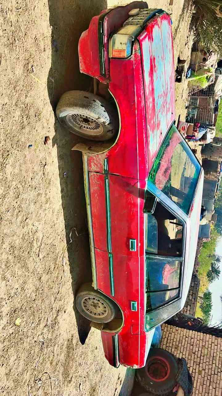 سلام عليكم سيارة سوبر 85رقم ديالى ألماني صاحبه ماندله سعر 15عنواني ديالى شهربان ***********
