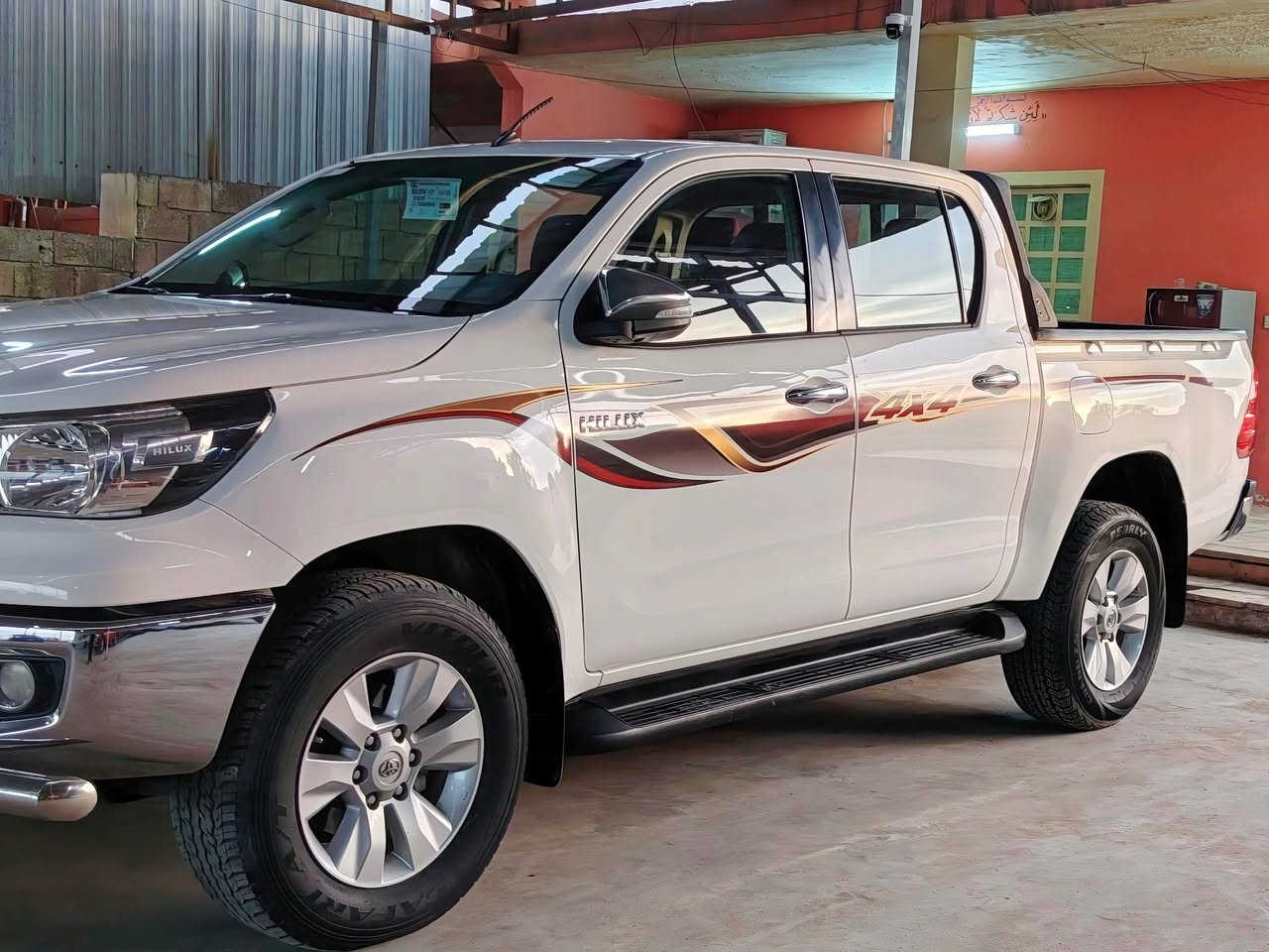 سلام عليكم سيارة تويوتا بيكم موديل 2018 شركة جيهان كير توماتيك مكينه مامفتوح فول مواصفات عدا البصمة رقم سنوية هزيا جديد بدون صبغ يم الدعاميه تعديل كد الشبر 
مراوسه حسب القناعة
عنوان طريق اربيل موصل ناحية برطلة
للاستفسار ***********/***********
السعر 275 $$ وبي مجال
