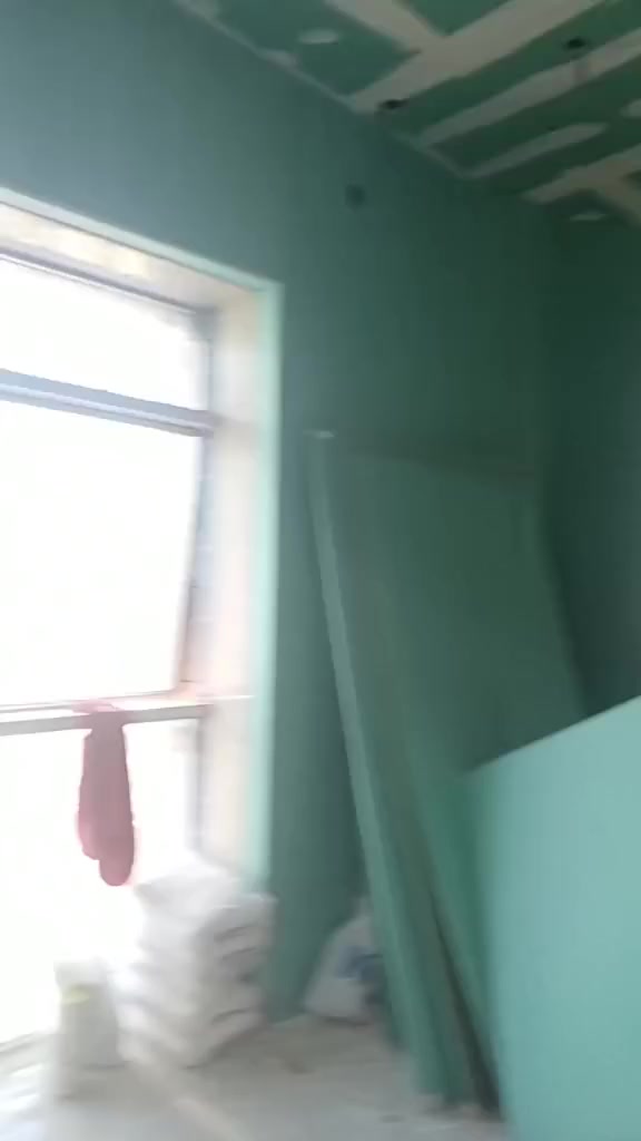 سلام عليكم كادر مصري متفرّغ شغال طلس وصبغ فل درجة اولى تسلم مهندس ***********
