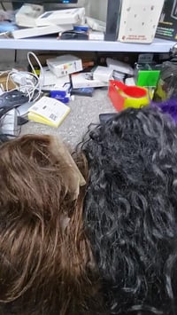 اكسسوارات شخصية • اطوني سعر • قابل تفاوض