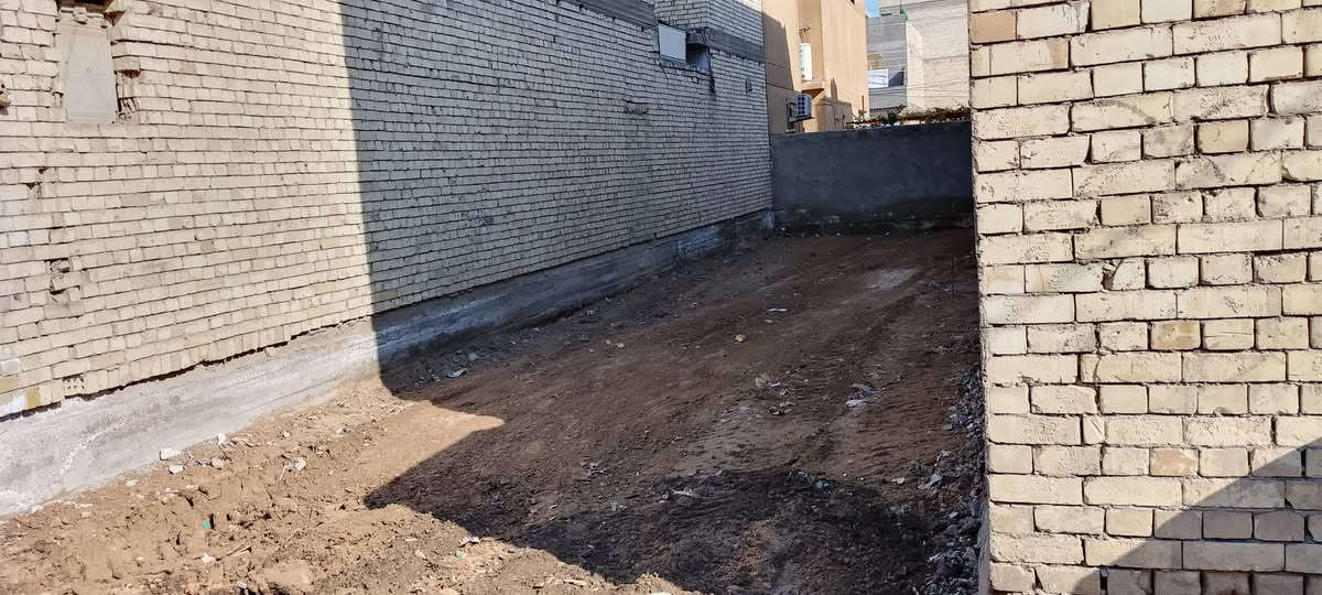 قطعة للبيع 100متر الموقع خلف السدة مال بيت غلام
***********
