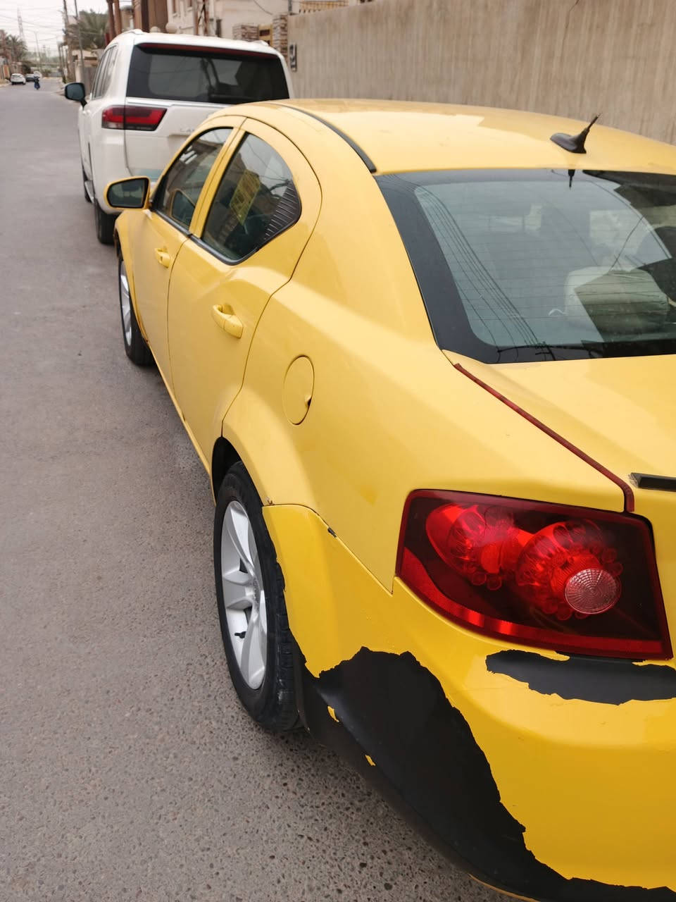 السلام عليكم
دوج افنجر موديل 12 رقم بغداد انكليزي بأسمي مشروع وطني مصفره هيئة محرك 6 سلندر كير ومحرك جديد نقص تبريد زوج تاير امامي جديد وصدرهه امامي سويته قبل فترة تحتاج ترتيبات للبيع او مراوس حسب القناعة للأستفسار *********** السعر 43 وبيه مجال مكاني فلوجة حي الشرطه
