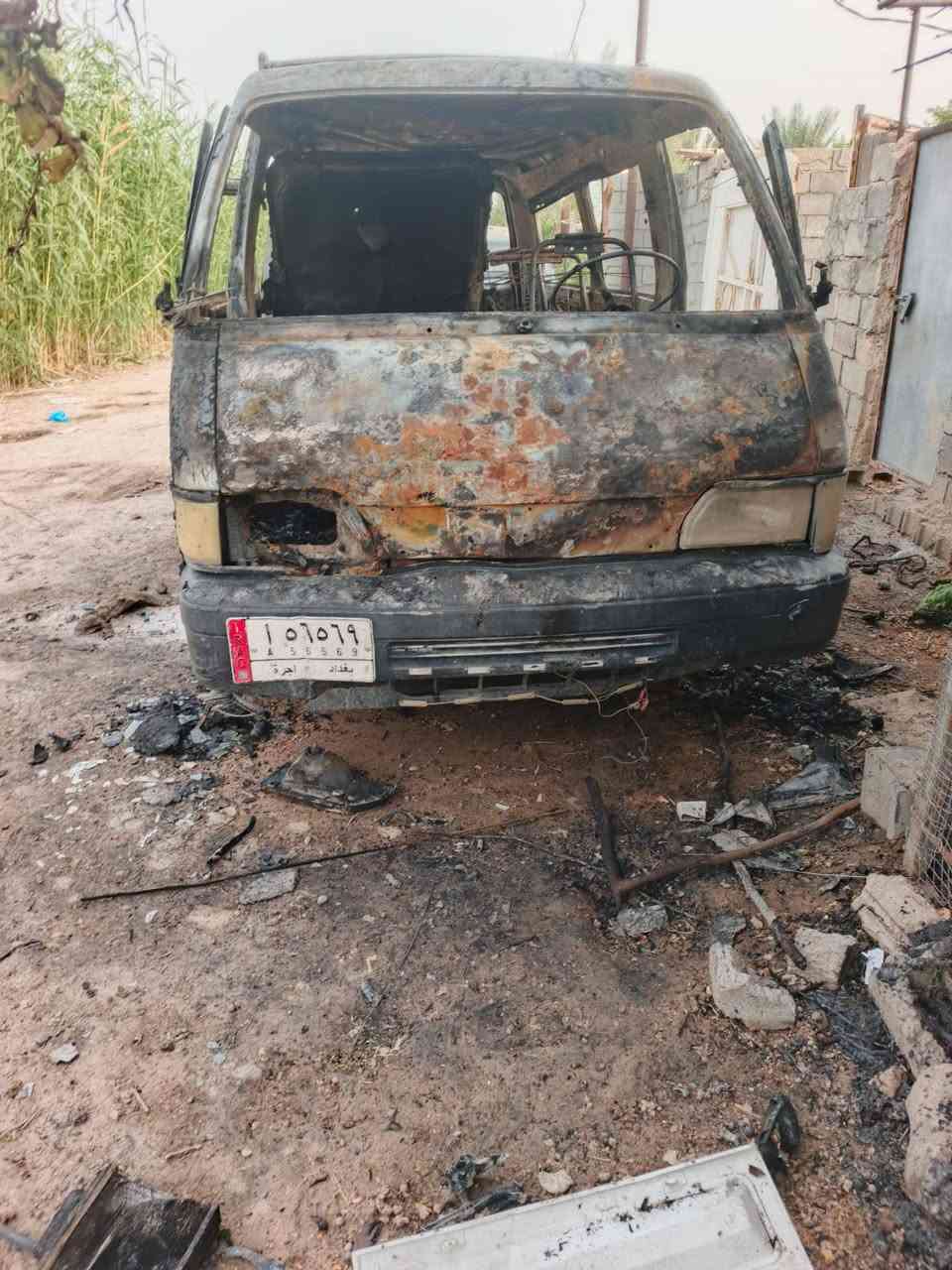كيه بسته للبيع محرك وكير واكسن ورقم بغداد الماني بسمي امصفره  سنويه جديده امصفره 15ورقه المكان بغداد الطيفيه ***********///***********
