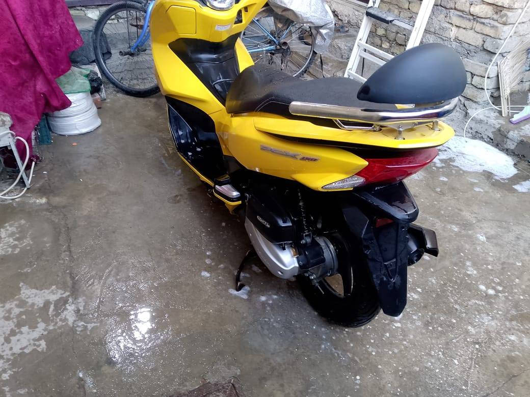 سلام عليكم دراجه PCX  جيل الثاني مكان ديالى نضيفه فول اتصل على رقم  ***********  اني مكلف بل نشر
