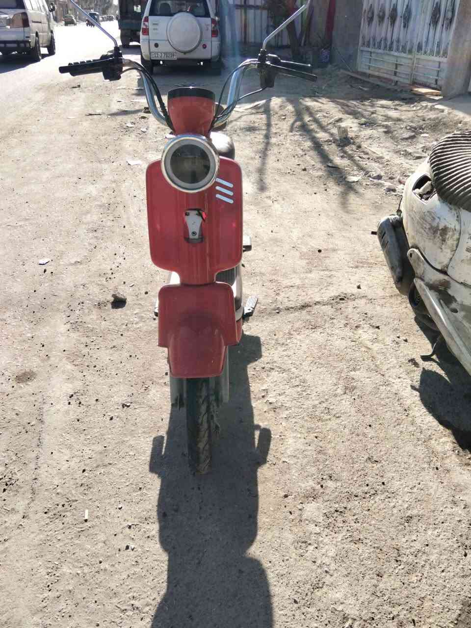 سلام عليكم دراجه شحن حجم 14 للبيع لسعر 250وبيه مجال لمكان لبياع تقاطع درويش لرقم ***********
