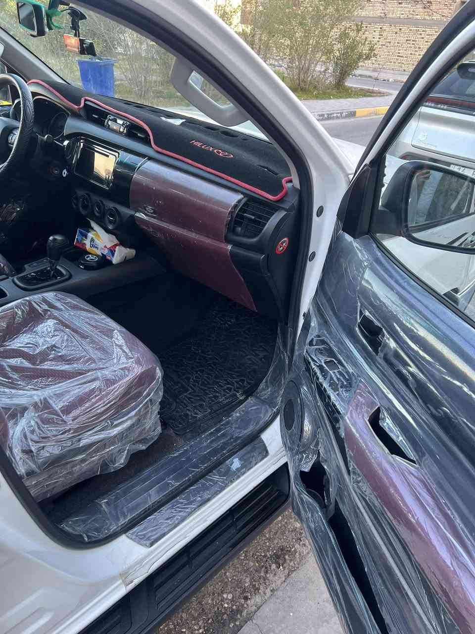 سلام عليكم
هايلوكس فورويل 2020 كاز رقم اربيل كفاله عامه من شخط 

كير اوتماتيك ولسياره مثل ماموضح بالصور 

مكاني بصره 
***********
