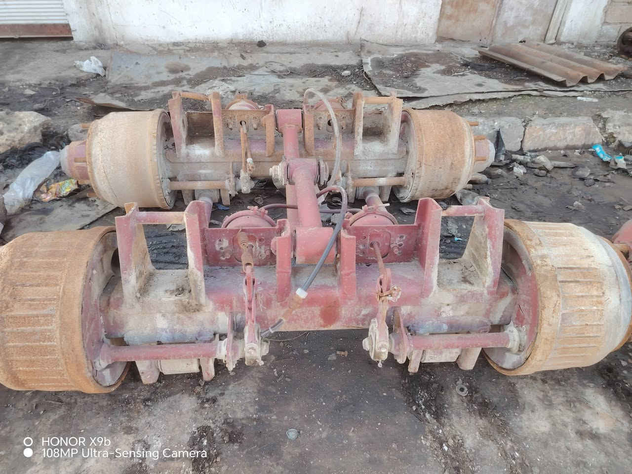 ***********
***********
