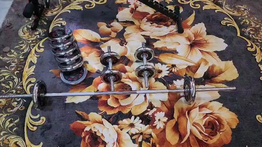 دمبلصات مع شفت مع اوزان مع مصطبه اعلى اسفل وسط
السعر ٢٠٠ 
المكان  كربلاء 
***********
***********
