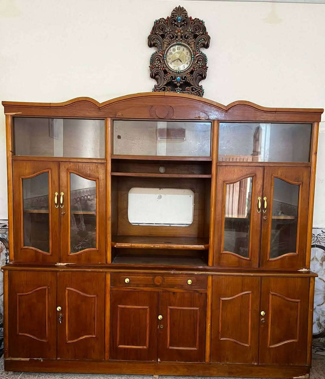 معرض خشب صاج  عراقي  نظيف جدا قياس المعرض ارتفاع 210
العرض 245  ينفصل قطعتين نظيف جدا
سعر 300
عنوان  البصرة الزبير الدريهمية  حي الفداء


**إذا كنت صاحب هذا الإعلان وتريد حذفه لأي سبب، رجاءا أرسل رسالة إلى الدعم الفني**