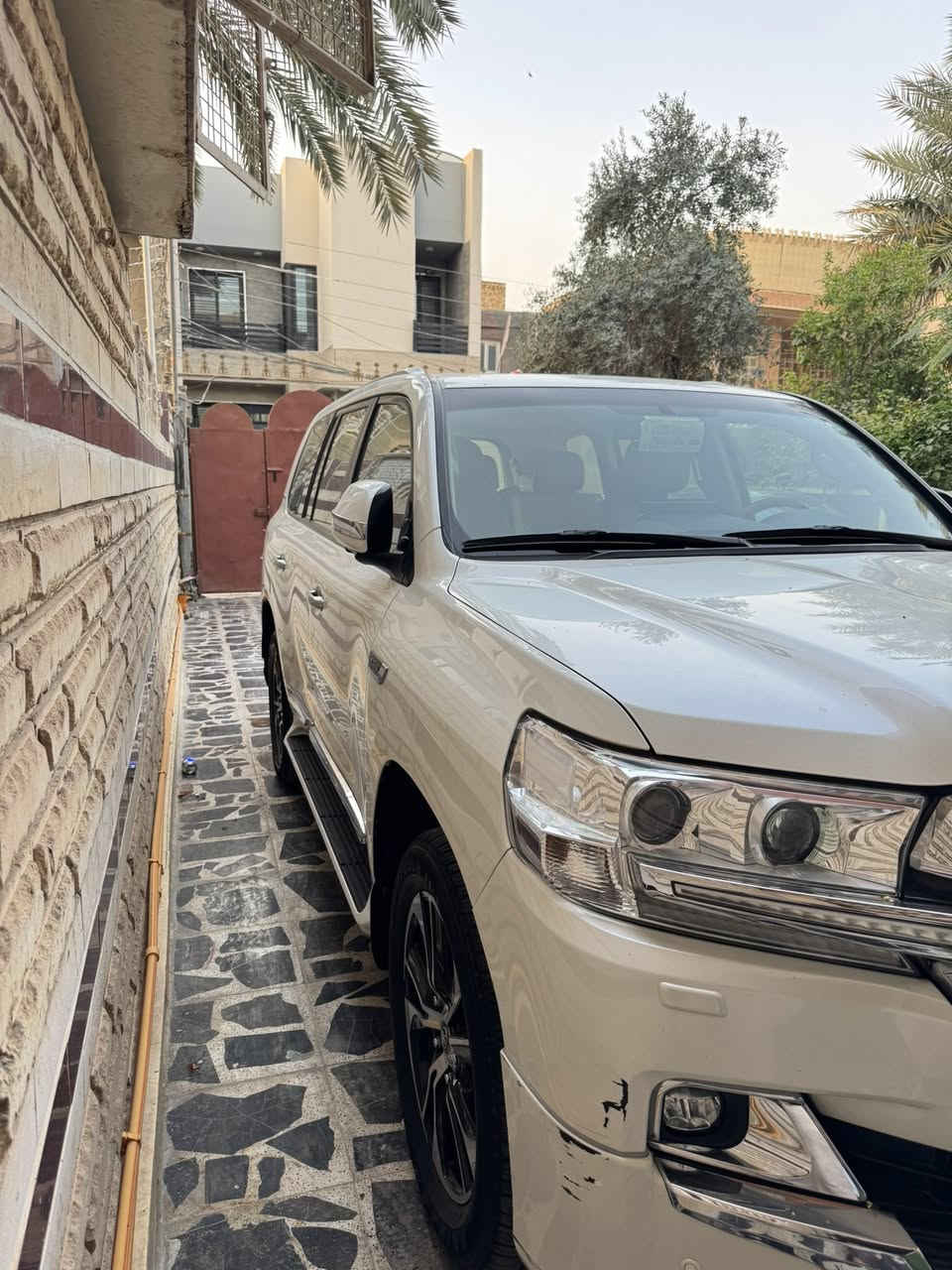 لانكروز ٢٠٢١ 
بيع مستعجل 
سيارة مكفولة 
شركات 
جاهزة من كلشي 
ماشية ٧٨ الف حقيقي 
مكان السيارة النجف 
للاستفسار الاتصال . 
***********
