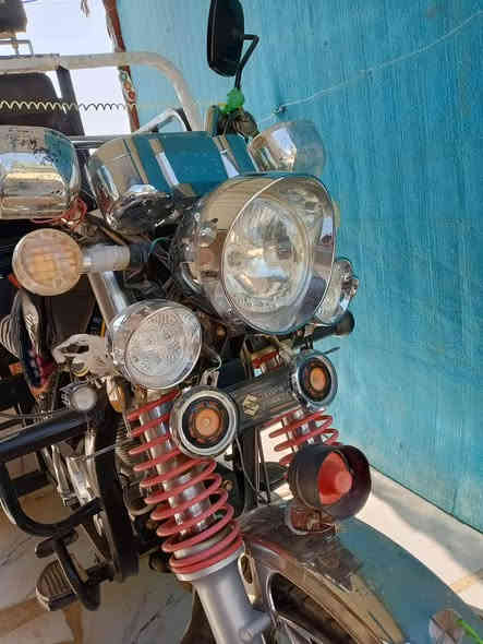 ستوته 2023للبيع اوراق اصولي مكفوله كفاله عامه
السعر2700وبيهه مجال

***********
