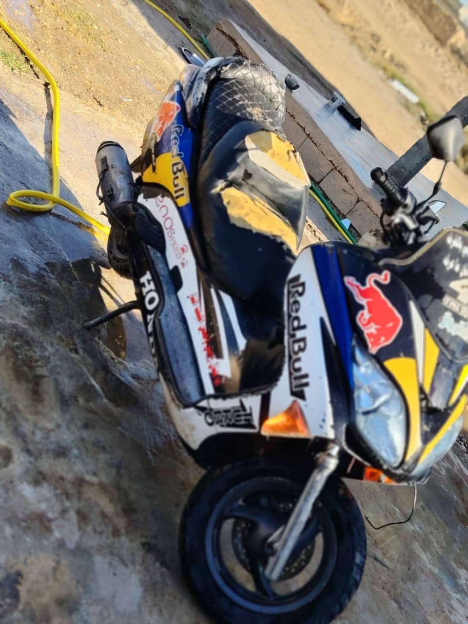 السلا وعليكم خوان ماطور فورزه 8.0البيع الماطور كايم ابيعو علا وضعيتو السعر 150وبي مجال الطيبين مكاني الحاج علي الستفسار التصال علا الرقم ***********
