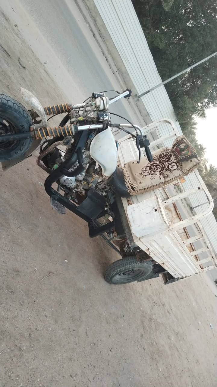 السلام عليكم ستوته دايوان للبيع اكسن لطش قطعه وحده مكينه ناعمه كلش حلوه اوراق كامله بصره ابو الخصيب السعر 700 وخمسين رقم ***********
