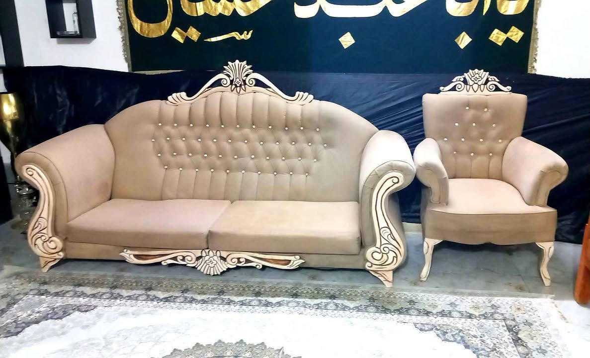 تخم تركي زان ملكي ثكيل تكمة ضخم نضيف مبي اي ضرر 375بغداد بلديات ***********اربع قطع 8مقاعد بغداد, العراق
