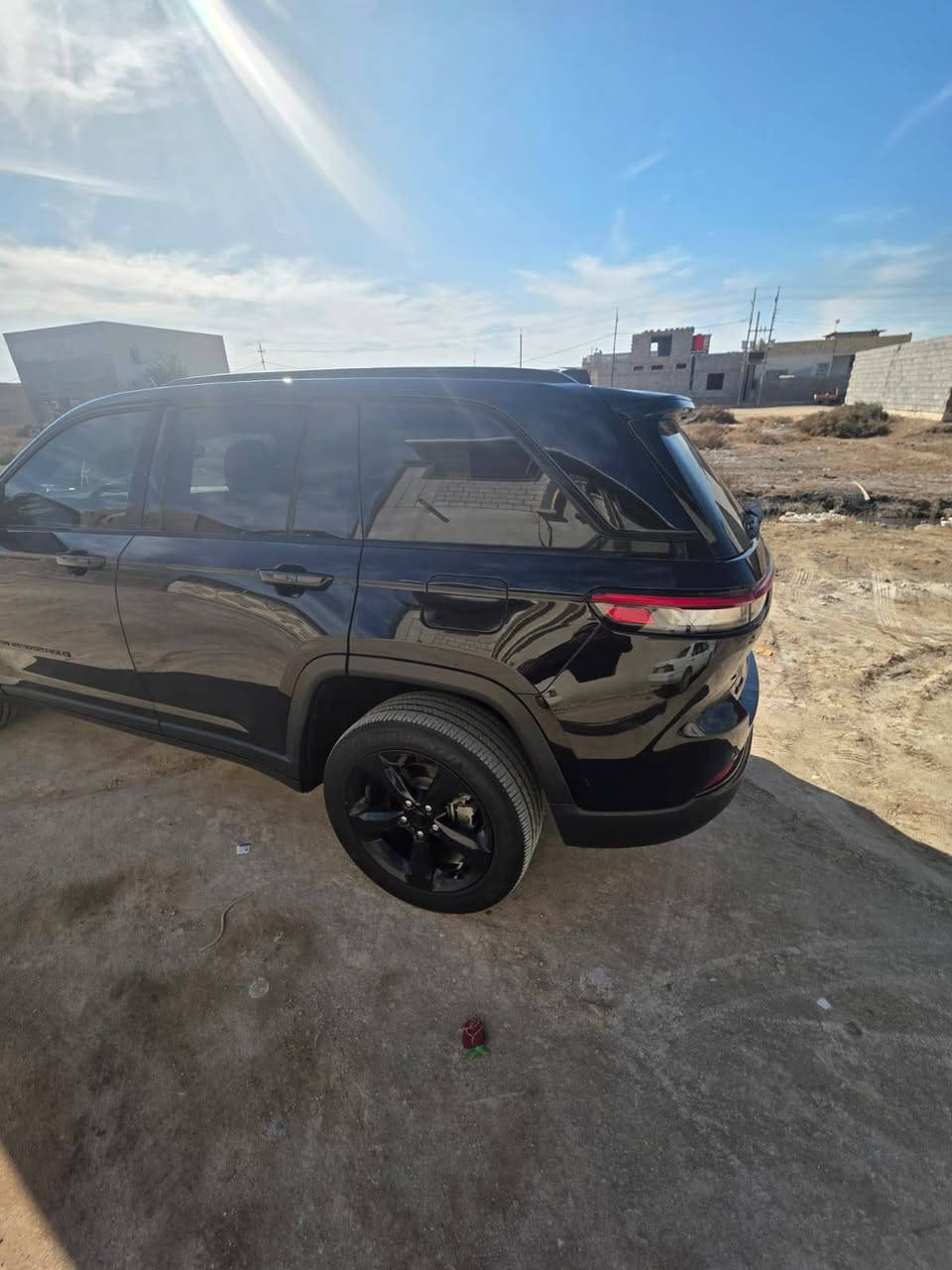 السلام عليكم للبيع جيب موديل 2023 أصل  رقم فحص فول مواصفات فتحه كشنات جلد كهرباء تحكم ستيرن جنطه كهرباء محرك 6سلندر كير مكينه كفاله حداديه تخم تاير جديد  دخول جديد مكفوله من الصبغ والتبديل والغد والشاصي كفاله لسيارة جديده أحلة من الصور وجاهزة حادث أمريكا مرفق بصور السعر 280 وبيهة مجال المكان البصرة القرنة للستفسار *********** البصرة, العراق
