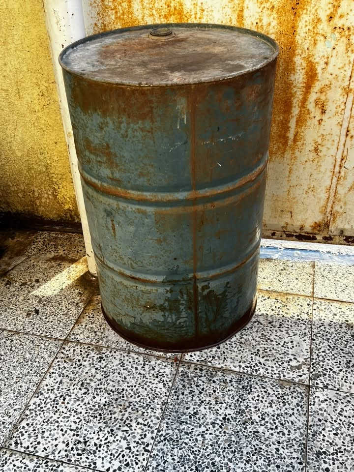 سلام عليكم تنور او مرجوحه او برميل للبيع كله نضيف كلش نضيفات كلش الشاراي واتساب فقط
***********
