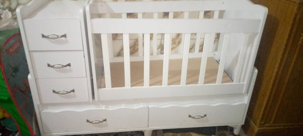 كاروك للبيع سعرة 200مكاني حي الميلاد ***********
