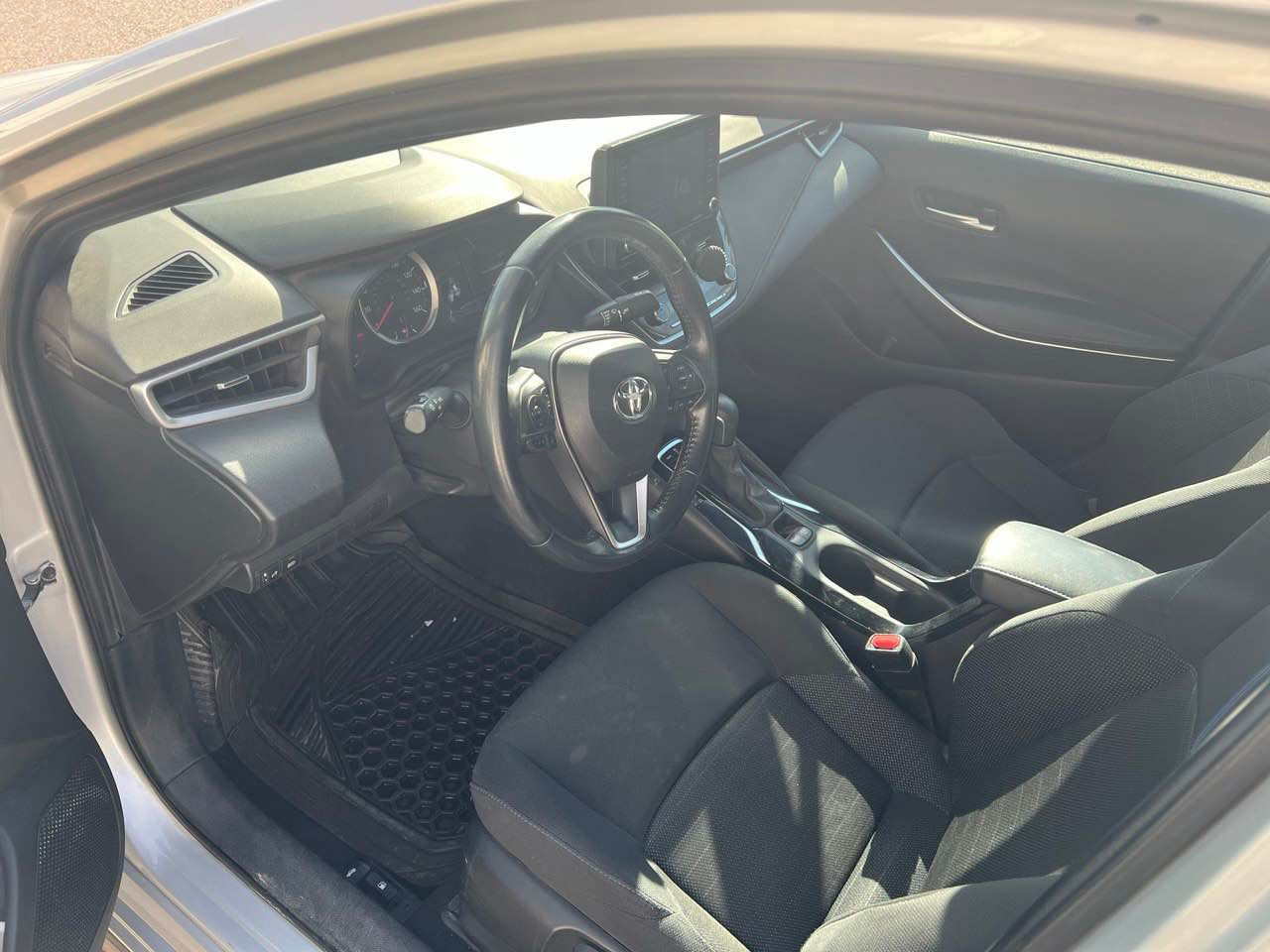 Toyota Corola 2.0 L SE 2022

84,000km

دەرگای دوای سکن و چاملغی دواوە سبوغە
ئێرباگی شانێکی تەقیوە

5YFS4MCE0NP116498

سەیارەکە لە هەولێرە 
هزە و رەقەمی نوێیە

340,000 غرامەی لەسەرە دەیگەڕێنینەوە
نرخی ١٦٠$ مەجالێکی کەم

ژمارە موبایل: *********** أربيل, العراق
