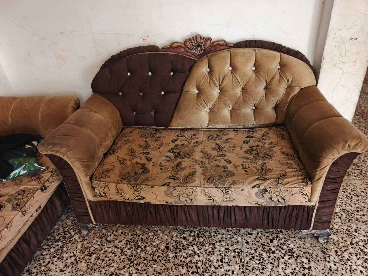 السلام عليكم غراض للبيع مكان كريعات


**إذا كنت صاحب هذا الإعلان وتريد حذفه لأي سبب، رجاءا أرسل رسالة إلى الدعم الفني**