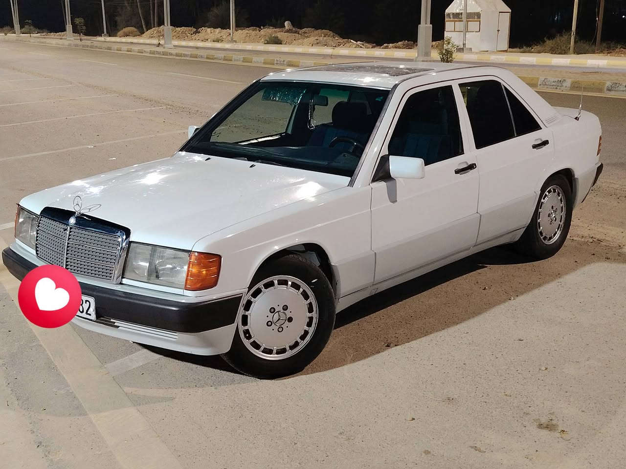 سلام عليكم مارسدس طيران ١٩٠ للبيع محرك ٤ سلندر كيراوتو موديل 91رقم اربيل ***********
