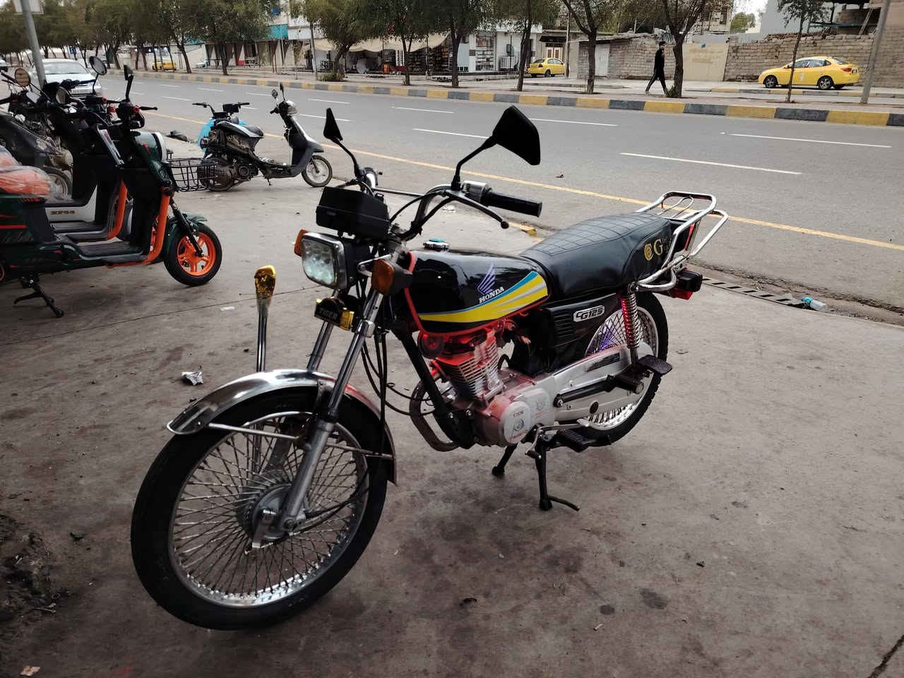 تايكر ٢٠٢٠ محرك مفتوح مبدل سلندر كامل جديد المحرك اخرس شرط المحرك أخرس شلعه ومعدل كهربائيات كله شغاله مابيه اي نقص الماطور كله شرط جديد العنوان حي البكر بعد جامع البديع رقم تلفون *********** بيه واتساب اخوان خاص مارد واتساب أو اتصال عله الخط السعر ٣٧٥ الف بيه مجال للطيبين
