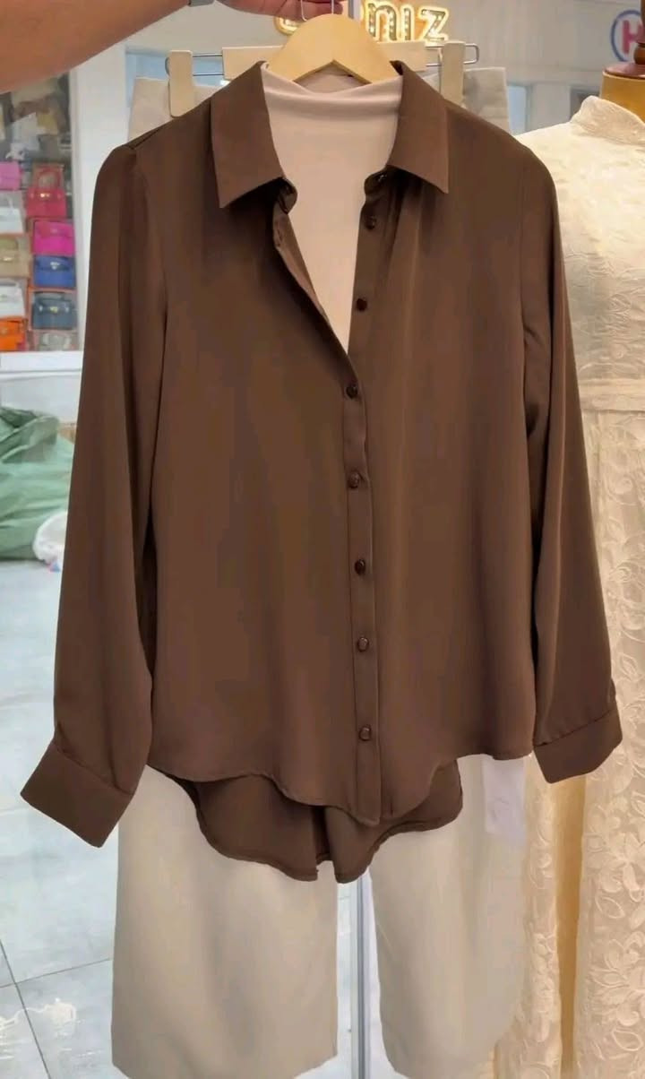 هاينك اصبع وبدون اصبع موجود
عنوان محل ازياء ترتيل ستور للألبسه النسائية شارع الهوى فرع الجم النسائي مجاور صالون نرجس 
https://www.facebook.com/share/1C3548Ju92/ حساب الفيس
حساب الانستا https://www.instagram.com/ta__tt2333?igsh=MWl6c2VveDJobzFqOA==


**إذا كنت صاحب هذا الإعلان وتريد حذفه لأي سبب، رجاءا أرسل رسالة إلى الدعم الفني**