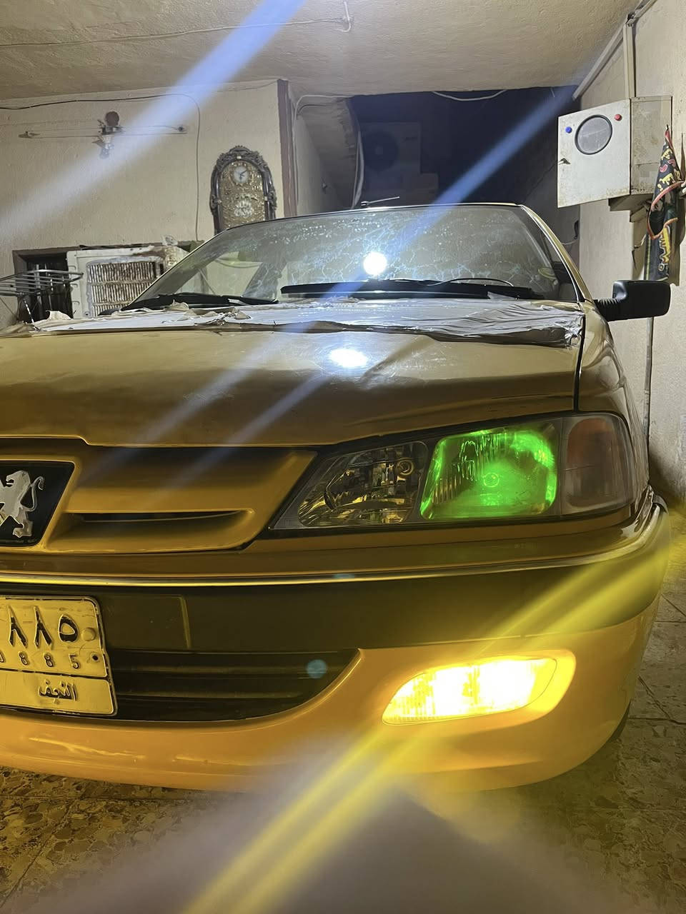 السلام عليكم  بيجو بارص مديل 2013  كير ومكينه وحداديه كفاله تبريد تدفئه شغال سياره حلوه وكاعده بيها دحجات مال دراجه مكانها نجف السعر 27$ متواجد ماسنجر واتساب فقط ***********
