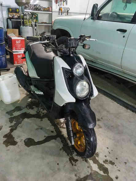 دراجه لبيع سعر 1250وبيه مجال لشراي عنوان مركز ***********
