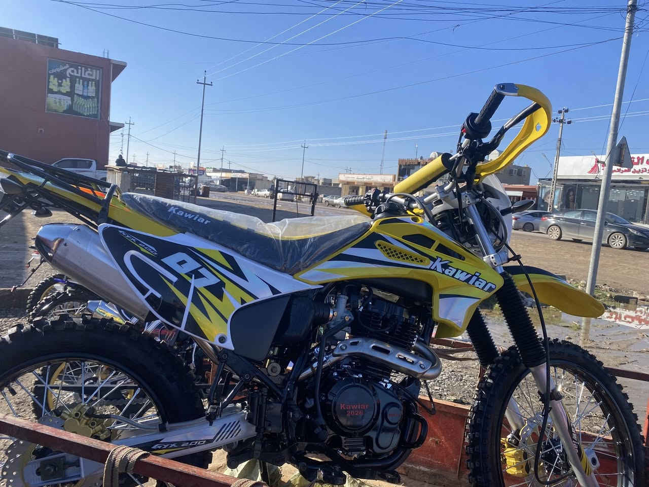 السلام عليكم وصول قفاز كاويار محل حاتم العودة 
محرك 200 
موديل 26
لون مميز
السعر 1400
جنوب الموصل ناحية القيارة قرية الحود
بيع نقد اقصاد نظام بطاقة رافدين فقط
***********
