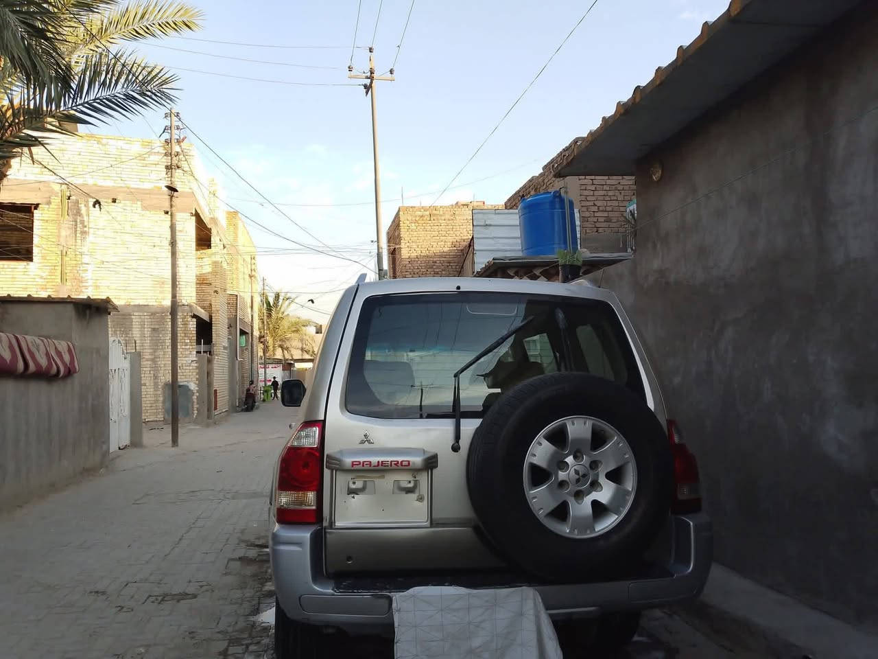 السلام عليكم باچيرو مديل 2003
سيارة بسمي ثاني يوم تتحول رقم جديد تخم جديد كير ومكينه جديد وتخم تاير جديد سيارة حلو مامتعوبه العنوان بغداد رقم الهاتف ***********
