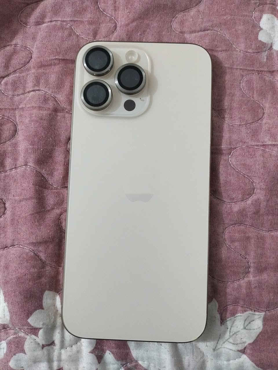 سلام عليكم ايفون 16 برو ماكس 256 

نسبة البطارية / 100
عدد الدورات / 100 
السعر 1425
ضمان ماستر 
كل ملحقاتة موجودة 
مكاني شارع فلسطين


**إذا كنت صاحب هذا الإعلان وتريد حذفه لأي سبب، رجاءا أرسل رسالة إلى الدعم الفني**