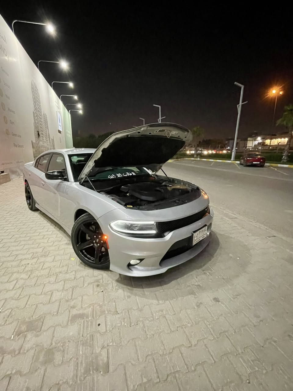 سلام عليك
للبيع فقط 
DODGE GHARGER GT 
موديل2021 وارد امريكي 
حادث جاملغ امامي يسره مصبوغ وبيه بارد بلبنيد بدون دواخل وصار بيه بلعراق بارد بلباب الخلفي اليسره ايرباك طاك وراجع سستم بلادي 
رقم بغداد بسمي مكينه كير اكسل مكفولات محرك 6 سلندر 3.6 
صدر 80‎%‎ تخم تاير جديد كهربائيات كله شغاله ما بيه نقص منضومت تبريد جديده مبدله 
السياره عليه ادامت منضومة احتراق 
مواصفات العاديه 
شاشه جبيره 
كامرى 
حساساة خلفيه 
تحكم جهتين 
سوبر تراك باك 
كشن كهرباء 
تبريد قطعتين 
شفتات بلستيرن 
سستم صوت
مكاني بغداد الغزالية 
سعر 225 وبيه مجال حك الجيه 
***********

