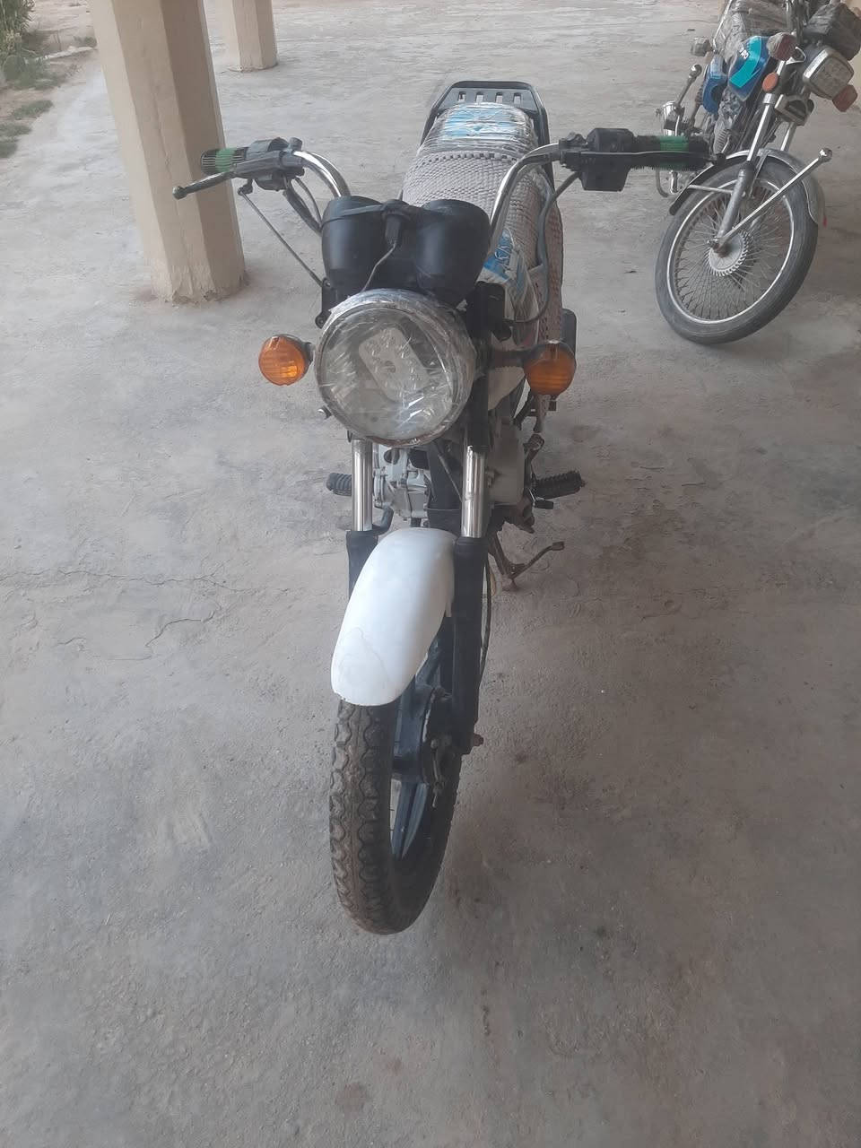 بوكسر موديل ٢٠ اوراق سنساخ ٥٥٠ بيه مجال


**إذا كنت صاحب هذا الإعلان وتريد حذفه لأي سبب، رجاءا أرسل رسالة إلى الدعم الفني**