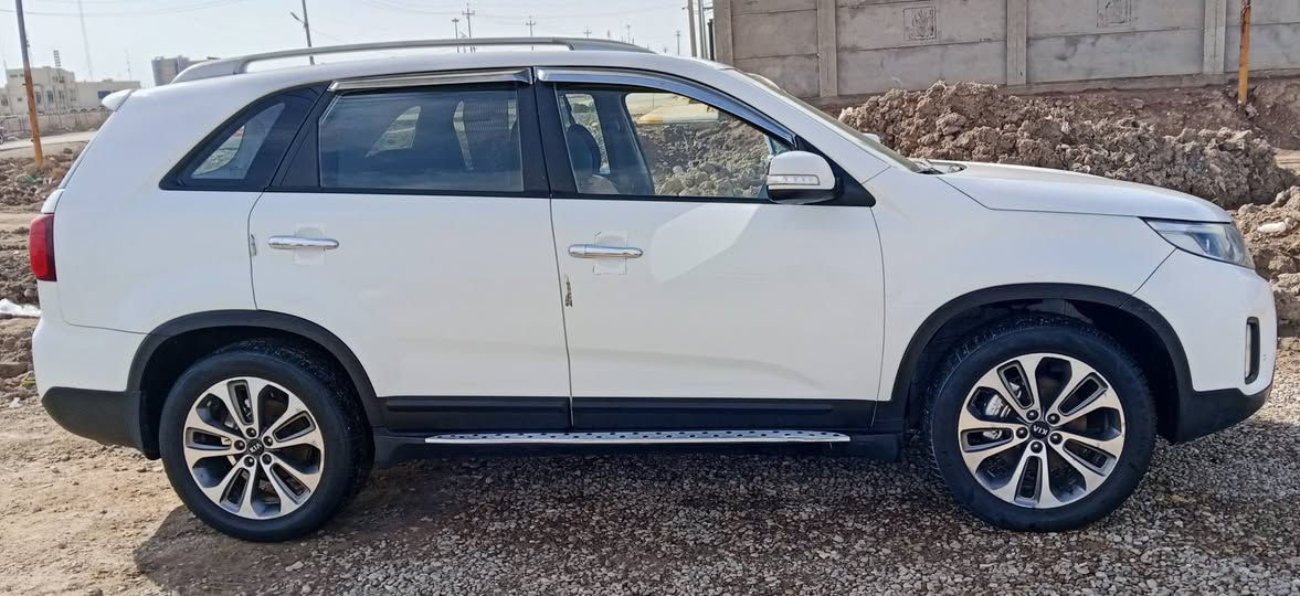 سورنتو 14خليجي مكفول
تحويل مباشر 
رقم واسط
4سلندر
2400
مكينه جديدة حاويه
لاضربه لاصبغ مكفوله وسونارها بيها 
168بيها مجال 
***********
***********
