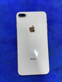 آيفون ٨ بلس • ٦٤ جيجا • بطاريه ٧٦٪