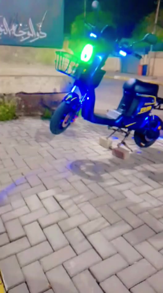 السلام عليكم ارتسال للبيع موديل 26 السعر 400 وبي مجال العنوان الشرقاط قرب سوق البهار***********
