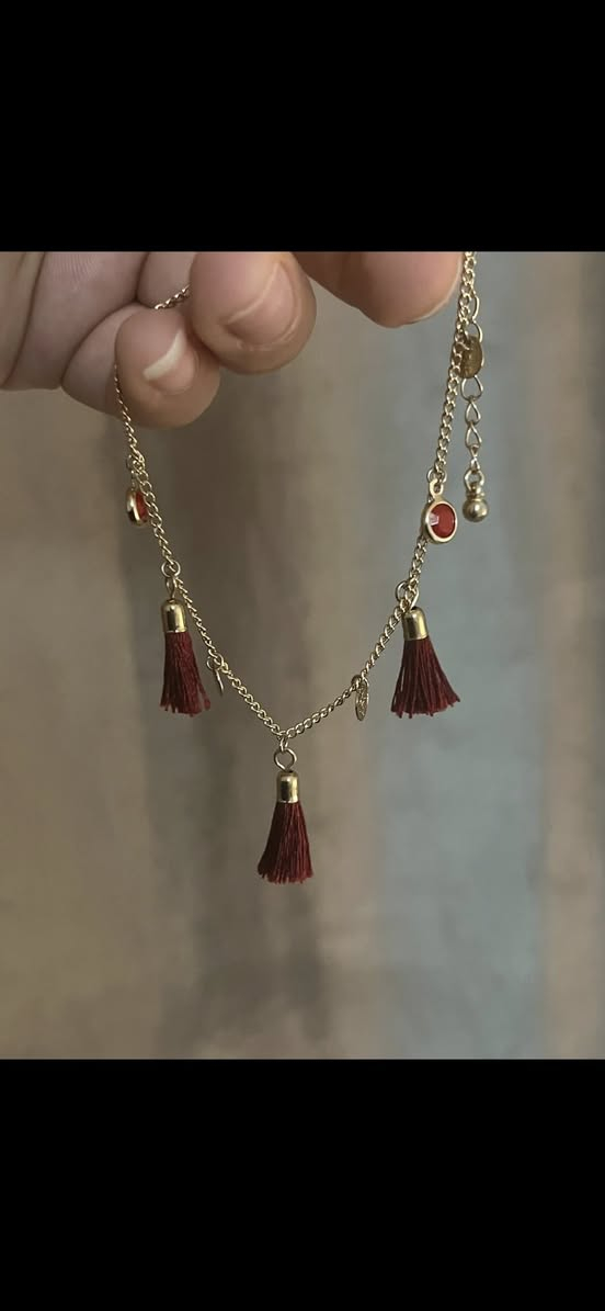 سلام علیکم
ئەم ئیکسسواراتانە بۆ فرۆشت
قەدیمی و ئەنتیکی تیایە لەگەل دەستی١
هی دەرەوەی ولاتن
گەیاندن هەیە
ئەگەر کریاری نامە بنیرە
نامە بنیرن بۆ تایبەت بۆ هەر زانیاریەک
هی خۆمن ئەیان فرۆشمەوە
لە هەرمۆدیلیک تەنها ١ دانە بەردەستە


**إذا كنت صاحب هذا الإعلان وتريد حذفه لأي سبب، رجاءا أرسل رسالة إلى الدعم الفني**