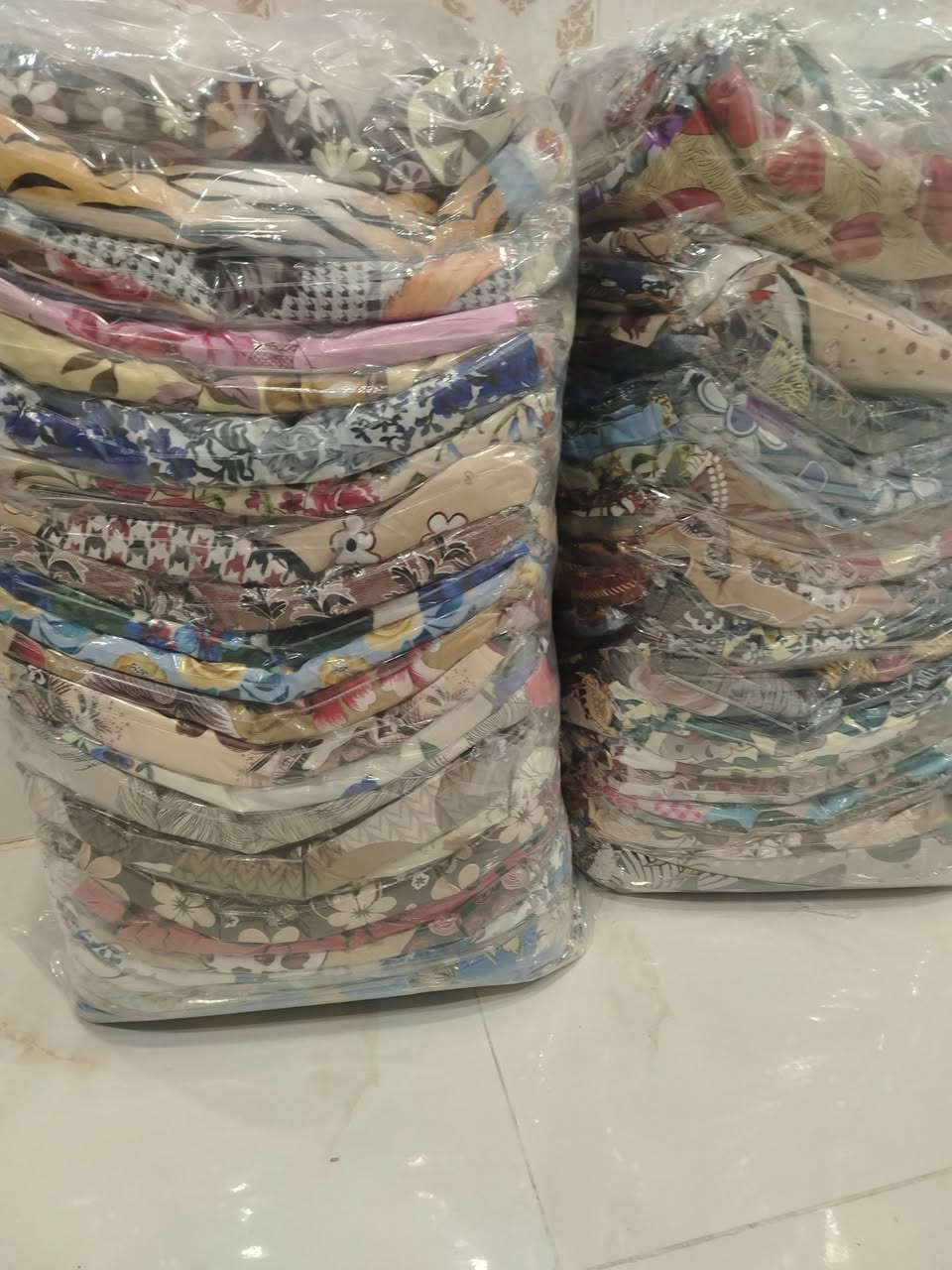 مخاديد جملة الدرزن  12 قطعة ب 4000
متوفر كمية 50 درزن  كلهم بيهم مجال
***********
