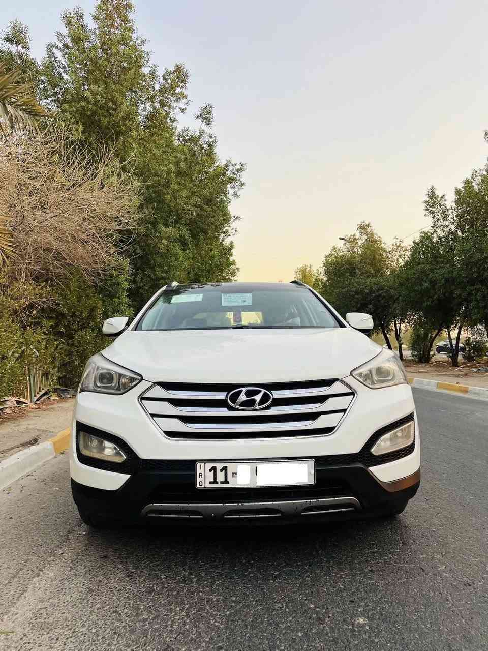 هونداي سنتافيا خليجي شركه العامه فول١/١ عدا بصمه
موديل ٢٠١٤
رقم بغدادالماني بسمي دولي
٦ سلندر ٧ راكب 
بنراما 
شاشة 
فور ويل
كشنات جلد اصلي 
مري شفط 
كامرة
حساس امامي وخلفي
لايت زنون 
تحكم استيرن فول 
اضواء ترحيب 
نظام ايكو 
شاشة اعطال بلدشبول 
تبريد ٣ قطع ؛ ثلج
تبريد ابيانو لمس 
حاكية ' ابلوتوث ' اوكس
وَيْل اكروم 
يدات نيكل 
اشاير بلمري 
كير ومكينة مكفولات 
كلة شغال  ميكانيك خير من اللة سياره جديده تخم تاير جديد 
مكفولة من كلشي  عدى صبغ شويه باب خلفيه وهلال  بجاملغ اثر شخط شيء بصيط من برة فقط بدون ضربة

السعر ١٦٥وبيها مجال 
*********** مكاني بغداد
