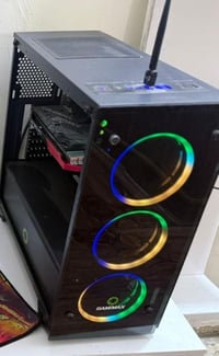 كيس فقط للبيع CPU : R7 3700X GPU : RTX 3050 6GB  M.B :  B450M-K ASUS P...